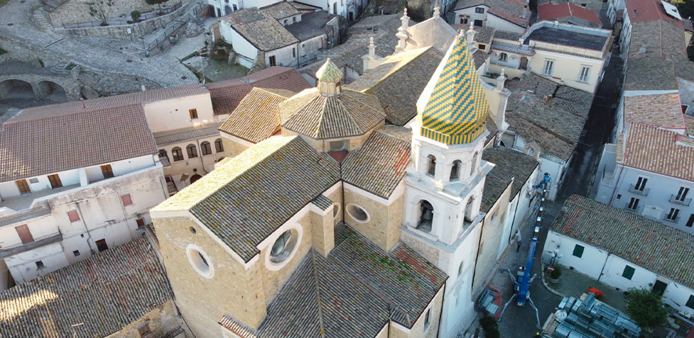 vista dall'alto pianta chiesa